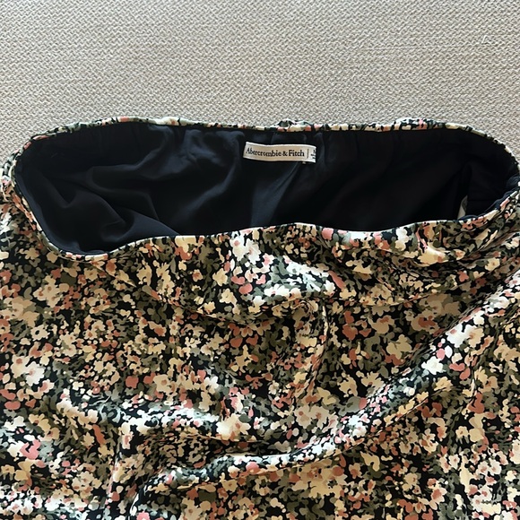 Abercrombie midi skirt - Picture 2 of 2